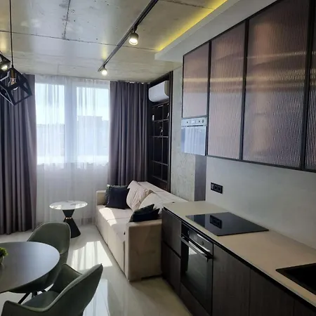 Leogrand Vip On Oleny Stepanivny 6a Apartment Lviv